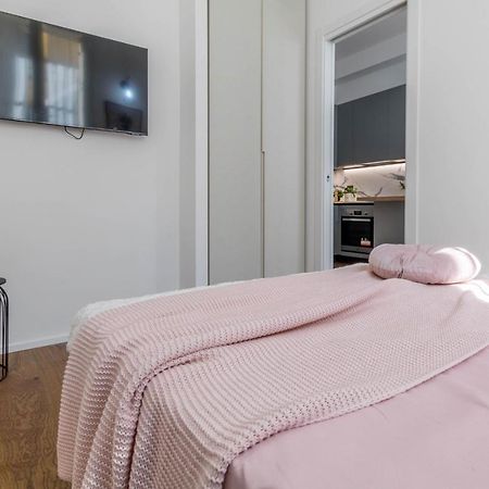 Duomo Heartbeat Studio - Via Disciplini Milan Exterior photo